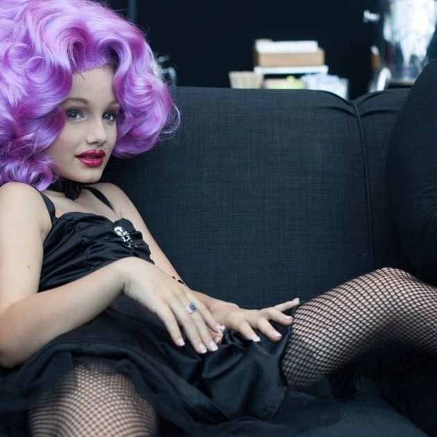 The internet went in up arms after a picture, which could be described as child pornography, was posted on an Instagram account of Nemis Quinn Mélançon-Golden, a 10-year-old Canadian drag queen, next to a naked transgender individual.
Child drag queen pictured with naked winner of Rupaul’s Drag Race @Cernovich @PrisonPlanet @allidoisowen @lifttheveil411 @jamiedlux pic.twitter.  #Abuse #ChildDragQueens #CulturalMarxism #Lactacia #Leftism #pedophilia #Pornography #SexualizationofChildren