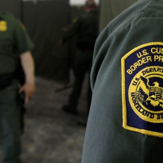 United States Border Patrol arrested 7 migrants on Tuesday who allegedly crossed illegally into Maine from Canada.
Maine State Police pulled over a vehicle in Bridgewater, near the Houlton port of entry on Maine’s northern border, that was reportedly seen “crossing the center line on four separate occasions,” according to a Border Patrol affidavit, the County reports.  #border #Canada #ICE #IllegalImmigration #immigration